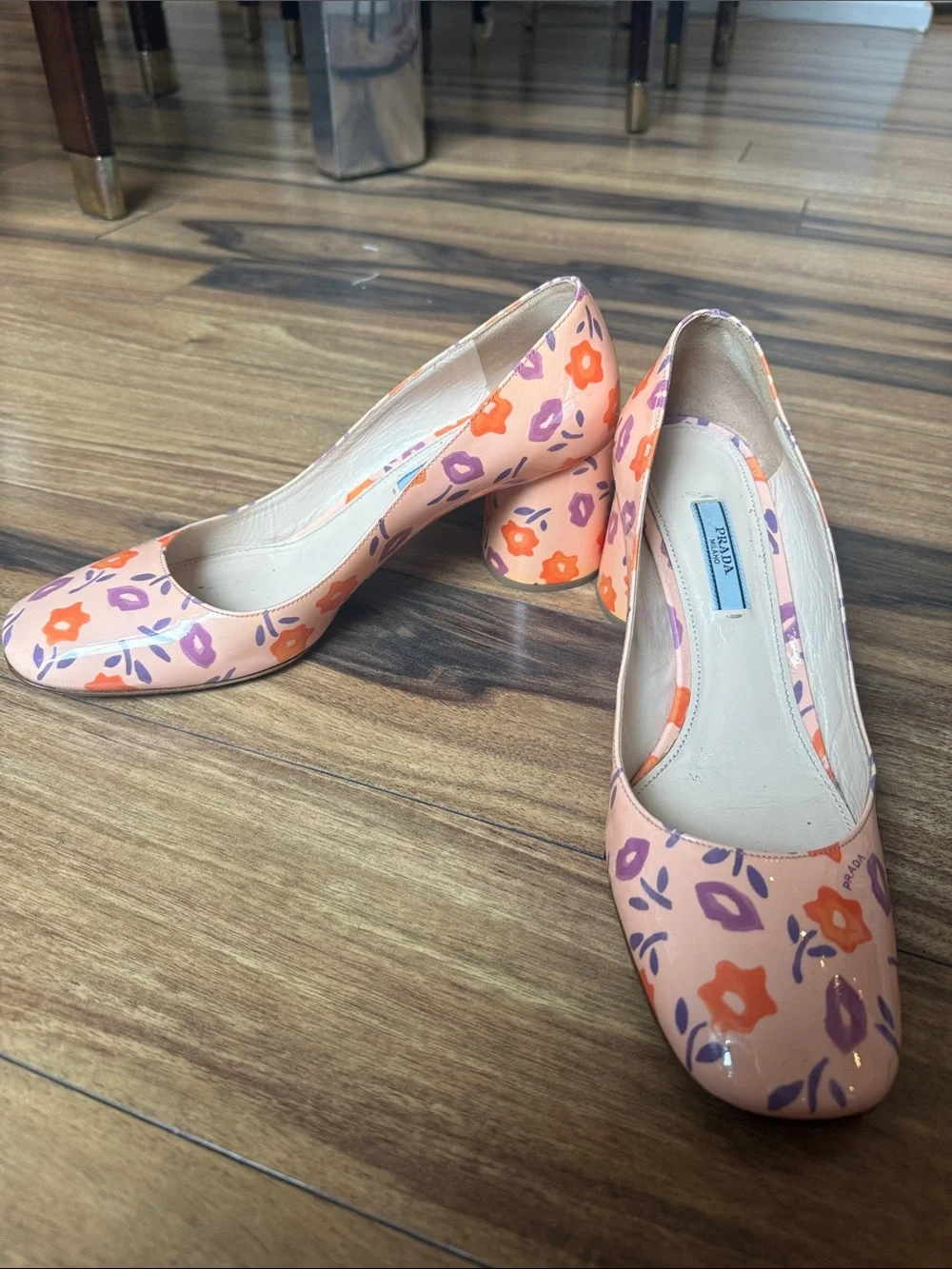 Prada Peach Floral Block Heel Pumps sz 39 - Picture 6 of 12